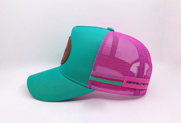 trucker hat
