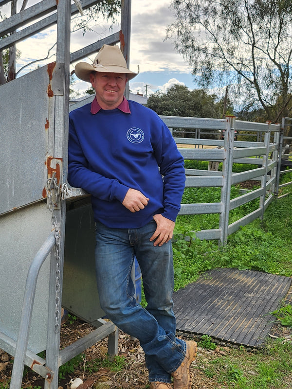 Hunter Valley Western Men's Crew Neck Jumper - Navy.