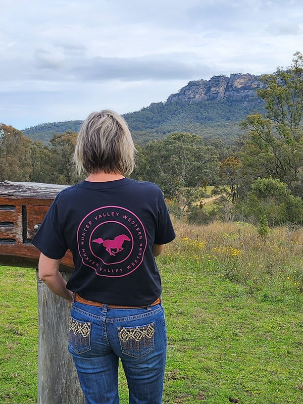 Hunter Valley Western Women's T-shirt - Navy.